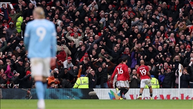 قدم.. اليونايتد يحسم "ديربي مانشستر" بثنائية أمام السيتي