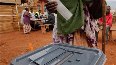 Йовери Мусевени, правящий Угандой с 1986 года, вновь избран президентом страны