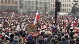 Thousands of Danes, Greenlanders gather in protest against US threats