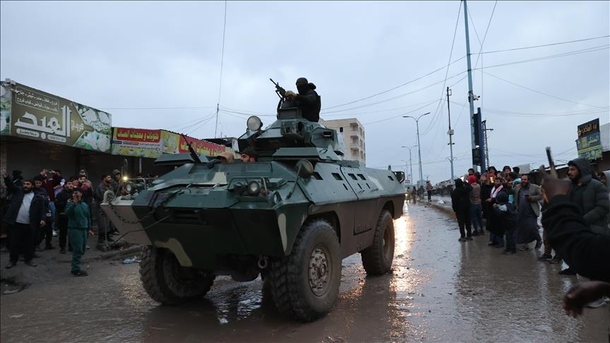 Ushtria siriane nis operacion të ri nga Tal Abjadi drejt rrethinave të Rakas të pushtuara nga YPG/SDF-ja