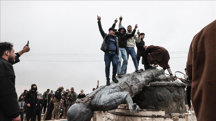 Qendra e qytetit Raka në Siri çlirohet në masë të madhe nga grupi terrorist i YPG/SDF