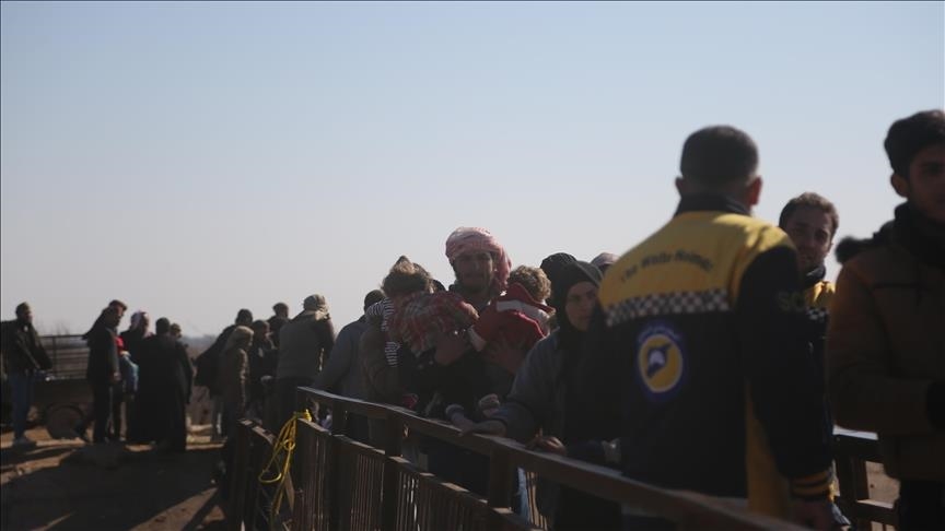 Fiset siriane çlirojnë në masë të madhe pjesë të Deir ez-Zorit të pushtuar nga terroristët e YPG/SDF-së