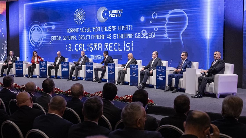 Çalışma Meclisi "Çalışma Hayatında Dijital Dönüşüm" gündemiyle toplanacak