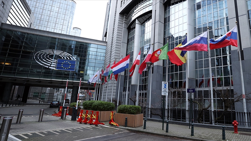 Avrupa Parlamentosu, yeni tarife kararının ardından AB-ABD ticaret anlaşmasını onaylamayacak