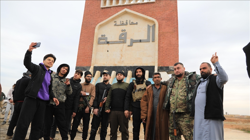 Syrian Army seizes control of strategic al-Tabqah district in Raqqa