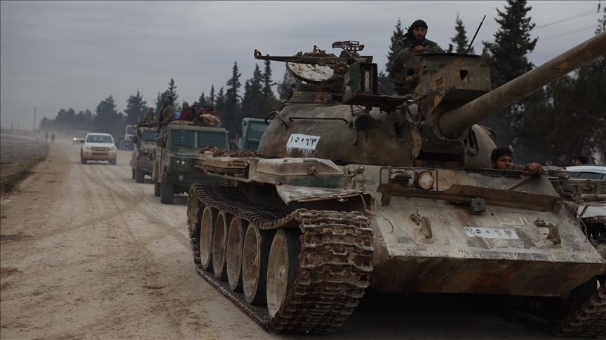 الجيش السوري يعلن سيطرته الكاملة على مطار الطبقة العسكري 