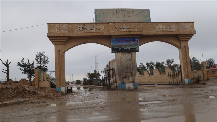  Une équipe d’Anadolu a filmé une prison gérée par les terroristes YPG/FDS dans la province syrienne de Raqqa