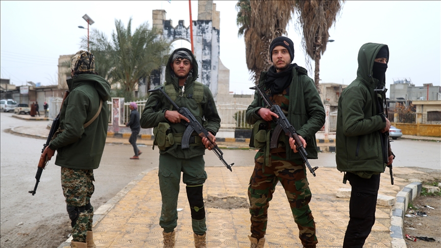 Syrian locals expel SDF from 2 sites east of Euphrates