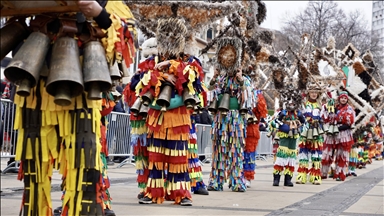 Međunarodni festival maskenbala u bugarskom Perniku oživljava stare tradicije