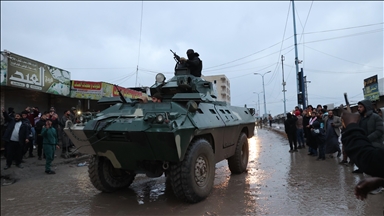 Syrian forces begin entering Raqqa city following ceasefire deal with SDF