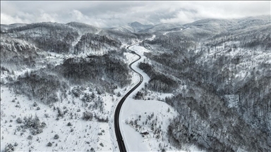 Sinop'ta 1600 rakımlı Çangal Dağı'ndaki kar manzarası dronla görüntülendi