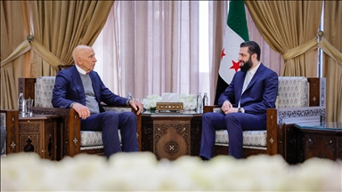 الشرع يشدد على وحدة سوريا وسيادتها وعلى أهمية الحوار