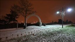 İstanbul'da kar yağışı yüksek kesimleri beyaza bürüdü