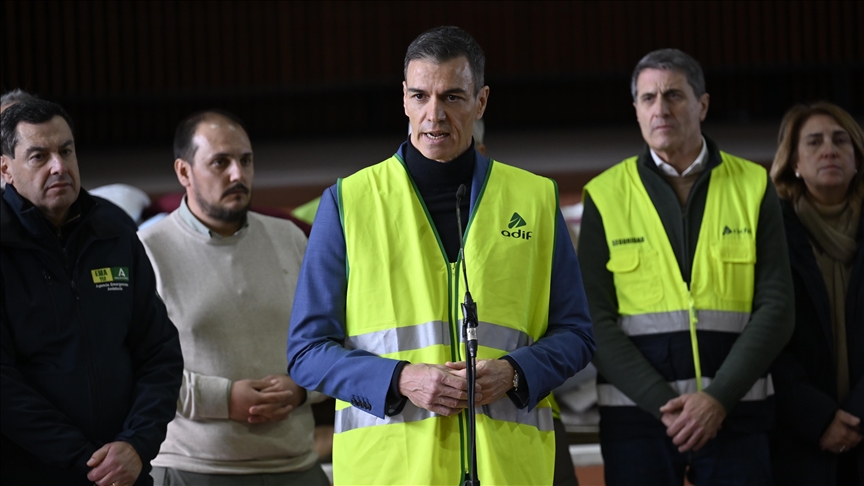 L'Espagne décrète trois jours de deuil après une collision mortelle de trains à grande vitesse