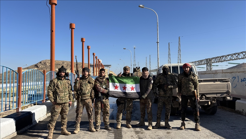 الجيش السوري: مجموعات إرهابية تسعى لتعطيل الاتفاق بين الحكومة و"قسد"