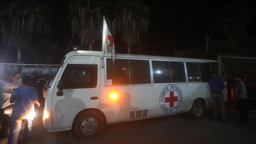 إسرائيل تفرج عن 8 أسرى فلسطينيين من قطاع غزة