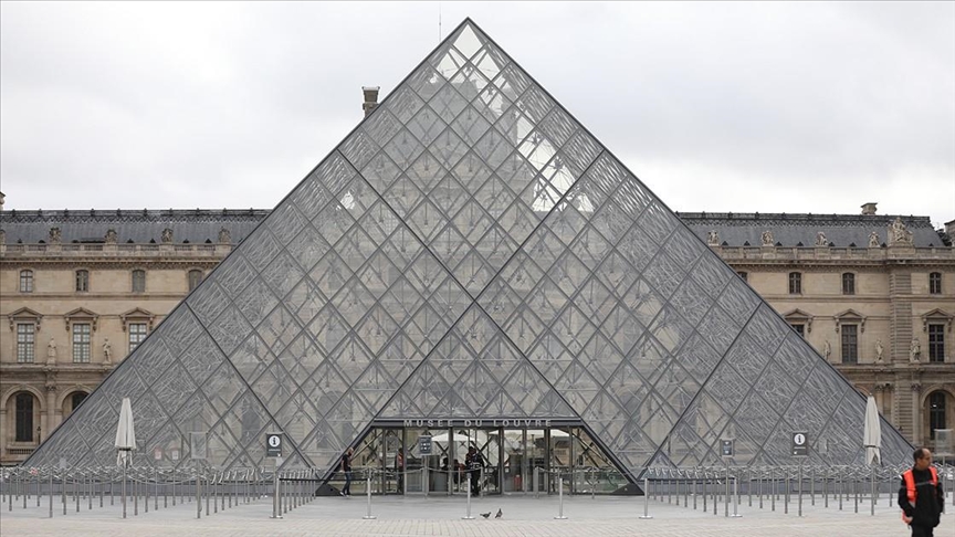 Musée du Louvre: nouvelle journée de fermeture au Louvre en raison d’une grève du personnel