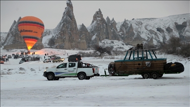 Kapadokya'da balon turu sis ve rüzgar nedeniyle gerçekleştirilemedi