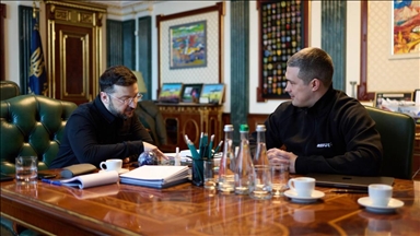 Владимир Зеленский выслушал доклад министра обороны