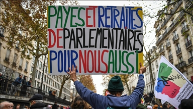 France : Le gouvernement engage le 49.3 sur le budget 2026, le RN annonce une motion de censure
