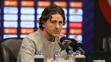 Trabzonspor'da teknik direktör Fatih Tekke ve ekibinin maaşı revize edildi