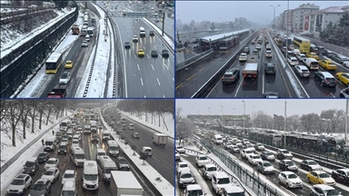 Li Stenbolê berf bandoreke neyînî li ser şofêran û hatin û çûyîna giştî dike