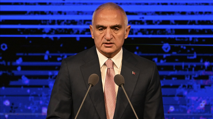 Bakan Ersoy: 92 'Yaşayan İnsan Hazinesi' ilan etmiş bulunuyoruz