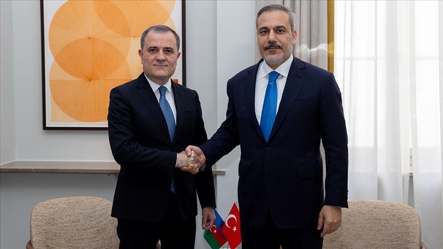Turkish, Azerbaijani foreign ministers discuss bilateral ties, regional developments