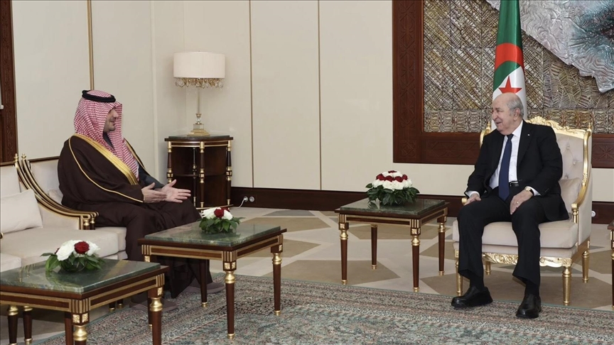 إرادة جزائرية سعودية لتعزيز التعاون وسط توترات وتحديات إقليمية (تقرير إخباري)