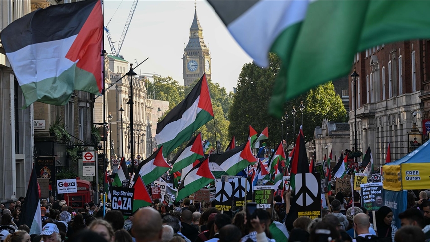 Avrupa'da vatandaşlar rafa kaldırılan "Gazze" dosyasını yeniden gündeme taşıyor