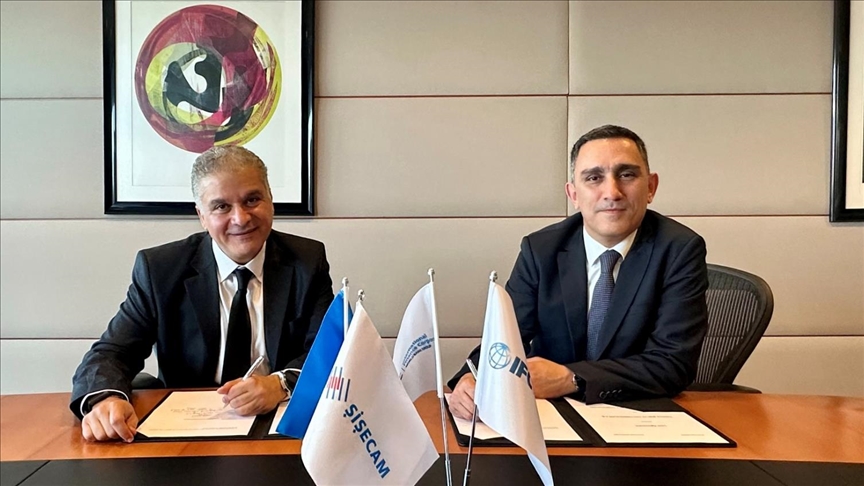 IFC'den Şişecam'a inovasyon ve sürdürülebilirlik odaklı 435 milyon avroluk finansman