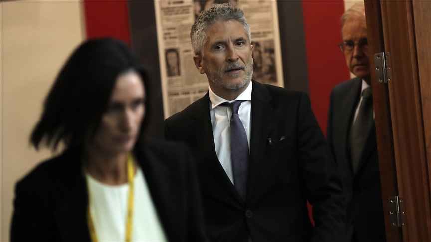 Espagne : le ministre de l’Intérieur écarte l’hypothèse d’un sabotage après la collision de deux trains