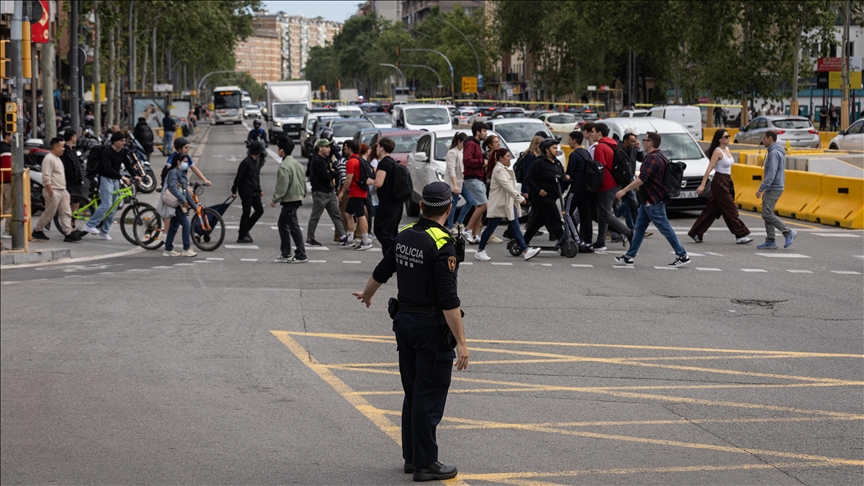 La police portugaise arrête 37 personnes lors d'une opération contre un groupe néonazi