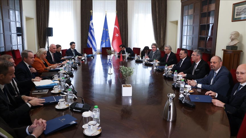 أثينا تستضيف الجولة الخامسة من الحوار السياسي بين تركيا واليونان