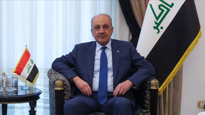 Irak Savunma Bakanı: Hiçbir tehdidin Irak’ın güvenliğini etkilemesine izin vermeyeceğiz