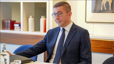 Kryeministri i Maqedonisë së Veriut në Davos, kompanive multinacionale u prezanton mundësitë për investime në vend