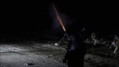 "قسد" يشتبك مع الجيش السوري لمنع تسليم سجن في الرقة