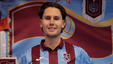 قدم.. طرابزون سبور يتعاقد مع المدافع النرويجي ماتياس لوفيك