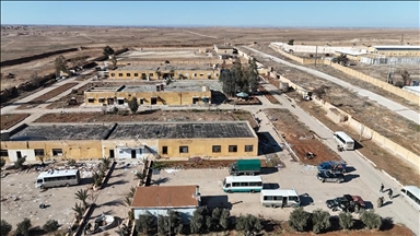 Sirija tvrdi da je SDF oslobodio pritvorenike ISIS-a i da se povlači s čuvanja kampa Al-Hol u Hasakahu