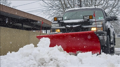 Severe winter storm triggers massive 100-vehicle pileup in Michigan