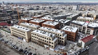 Malatyalı esnaf yeni çarşıdaki iş yerlerinde kepenk açmaya hazırlanıyor