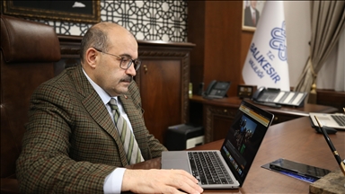 Balıkesir Valisi İsmail Ustaoğlu, AA'nın "Yılın Kareleri" oylamasına katıldı