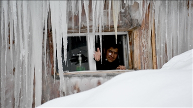 Li Erzirom, Qers, Erdexan û Agiriyê berf û serma heye