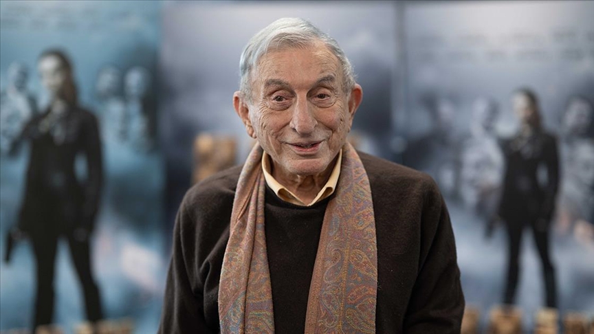 Tiyatronun zarif beyefendisi: Haldun Dormen