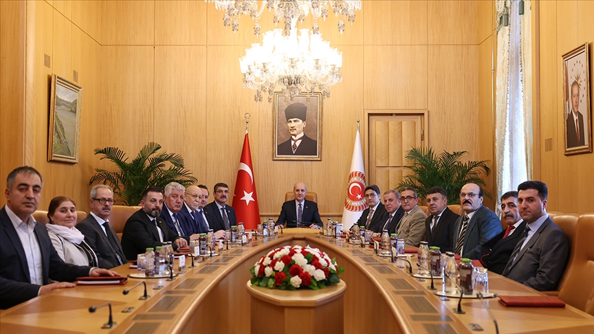 TBMM Başkanı Kurtulmuş, Ezidi heyetini kabul etti