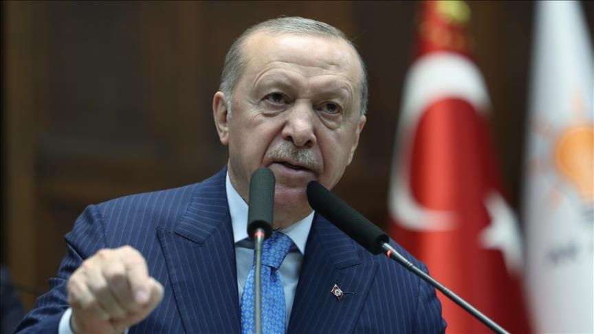 Serokomar Erdogan: Em ê bêguman wan destên qirêj yên ku dirêjî alaya me kirine bibînin û ji wan bêbextan hesab bipirsin