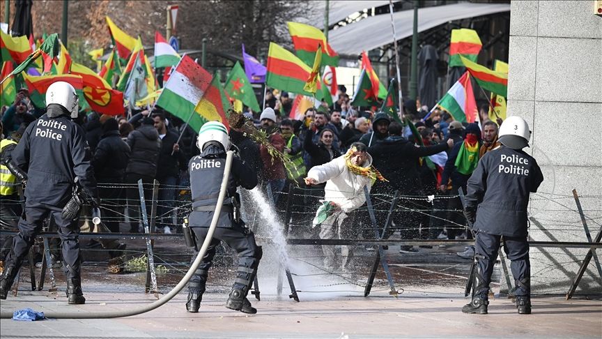 Protesta të dhunshme shpërthejnë në Belgjikë nga mbështetësit e grupit terrorist YPG/SDF