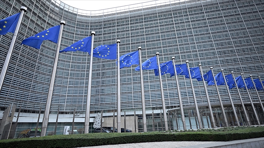 Avrupa Parlamentosu'ndan Ukrayna'ya 90 milyar avro kredi sürecine yeşil ışık