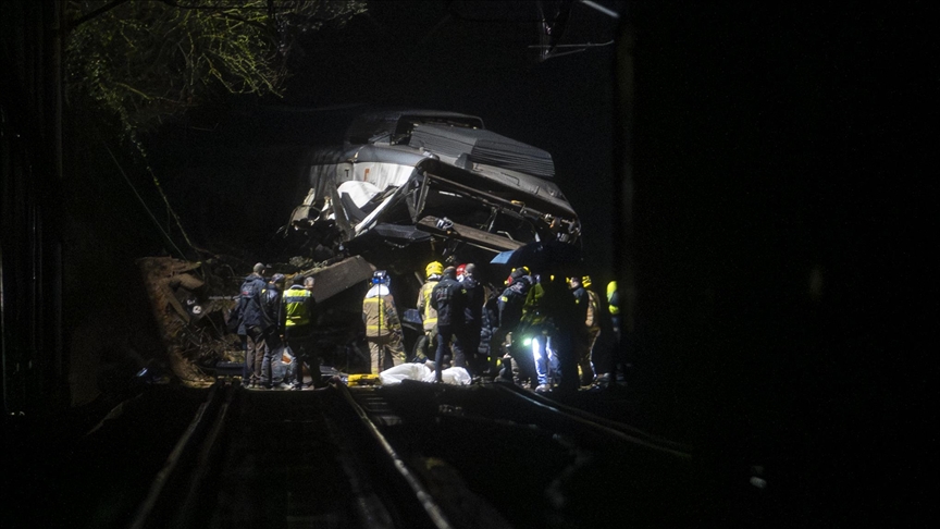 Al menos un muerto en un accidente de un tren de cercanías en Barcelona 
