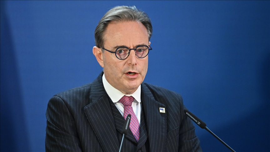 Kryeministri belg: Do t'i them Trumpit se po kalon "vijat e kuqe"